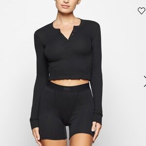 Skims Ribbed Henley Long Sleeve